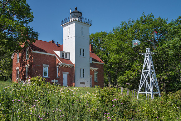 40 Mile Point Lighthouse