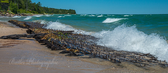 Shipwreck on 40 Mile