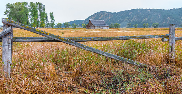 Thomas Alma  & Lucille Moulton Barn