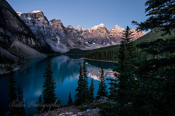 Moraine Lake Sunrise - Wenkchemmia Peaks